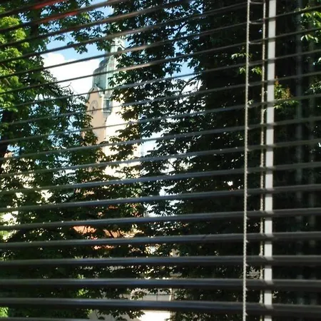 Quiet Apartment Near City Centre *