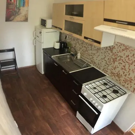 아파트 Quiet Apartment Near City Centre